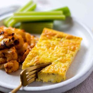 chili egg puff