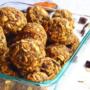 Pumpkin Raisin Chia Oatmeal Energy Balls