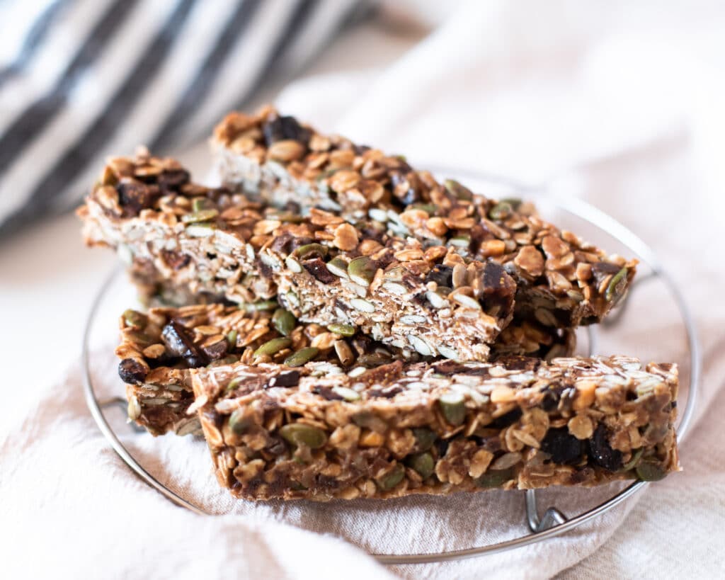 Peanut Butter Fig Bars (No Bake!)
