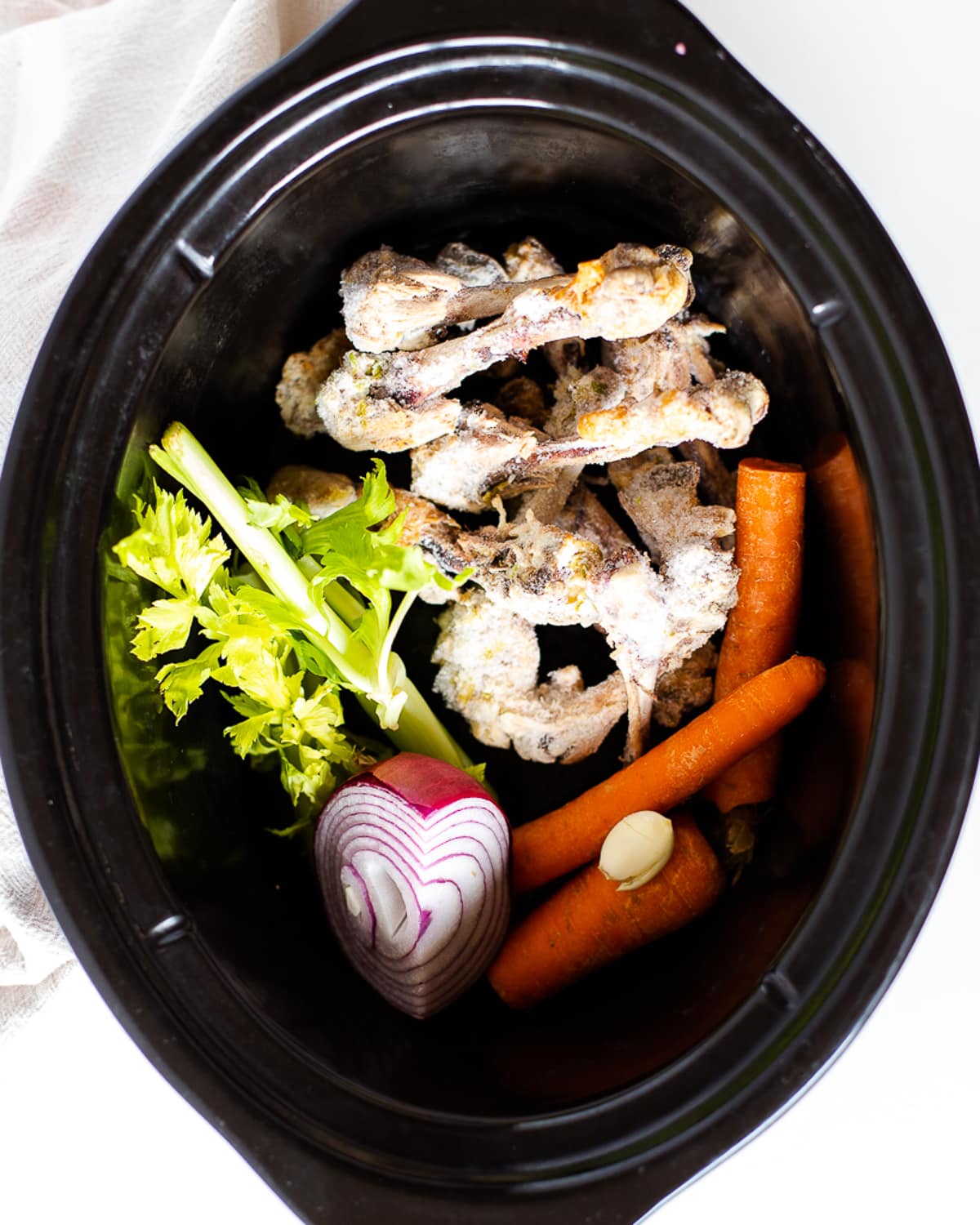 how to make bone broth in a crockpot