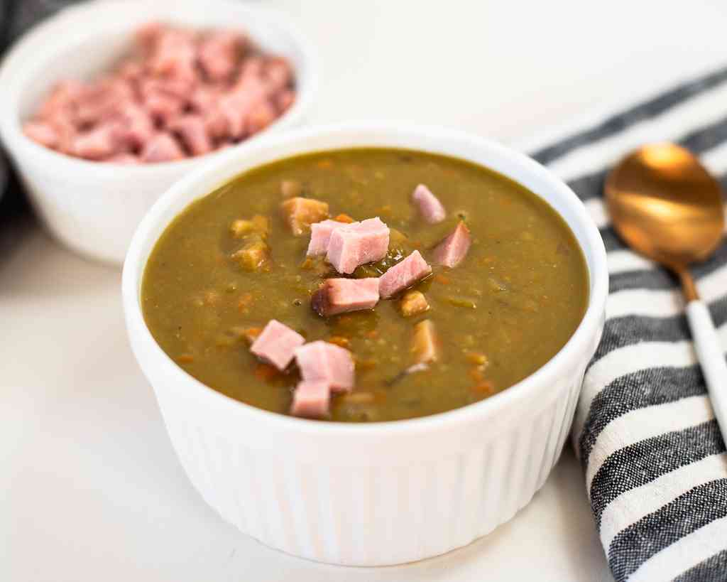 crock pot split pea soup with ham