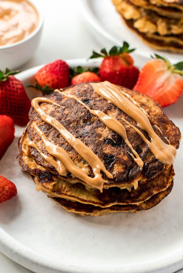 Banana Egg Oat Pancakes