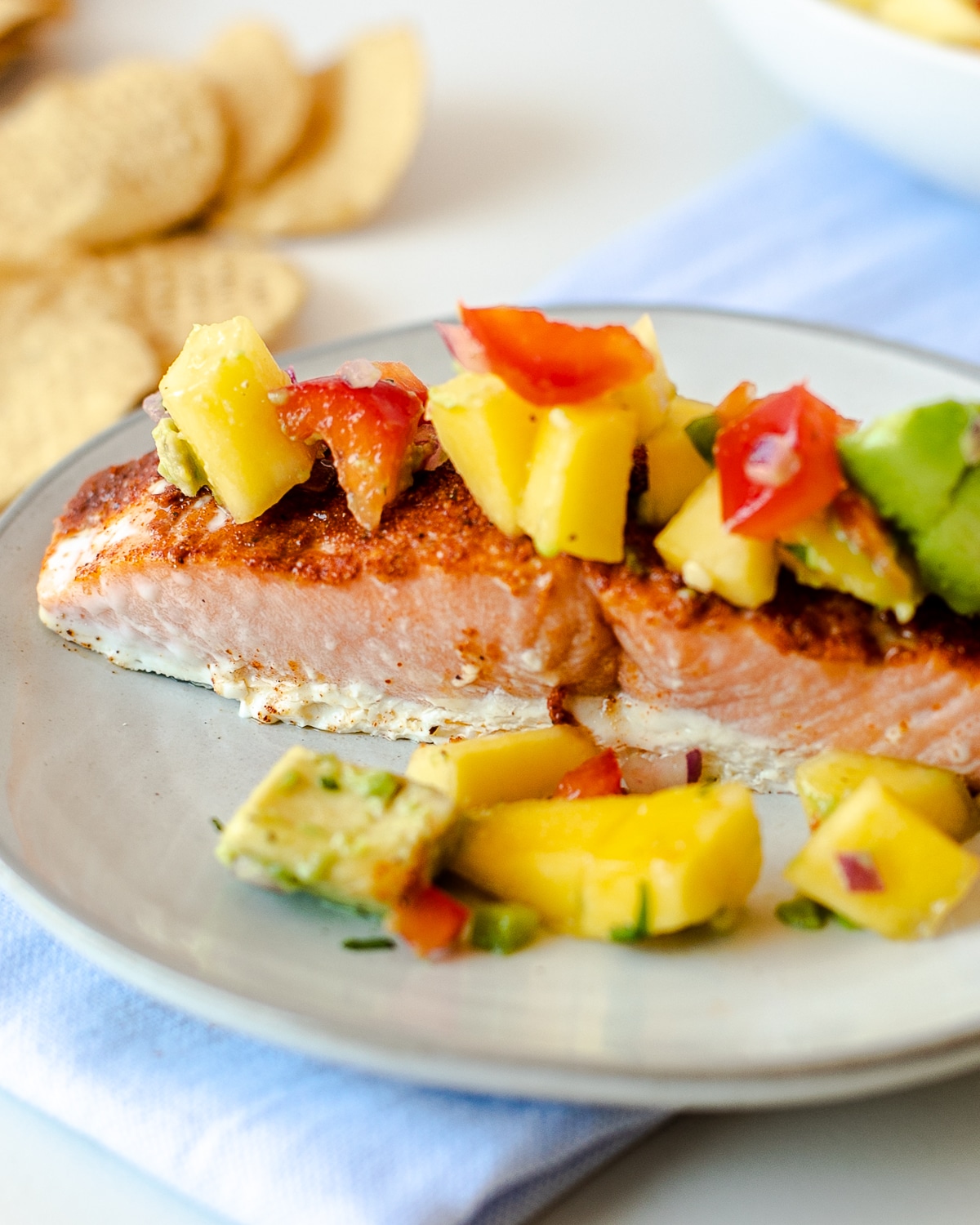 salmon with mango salsa