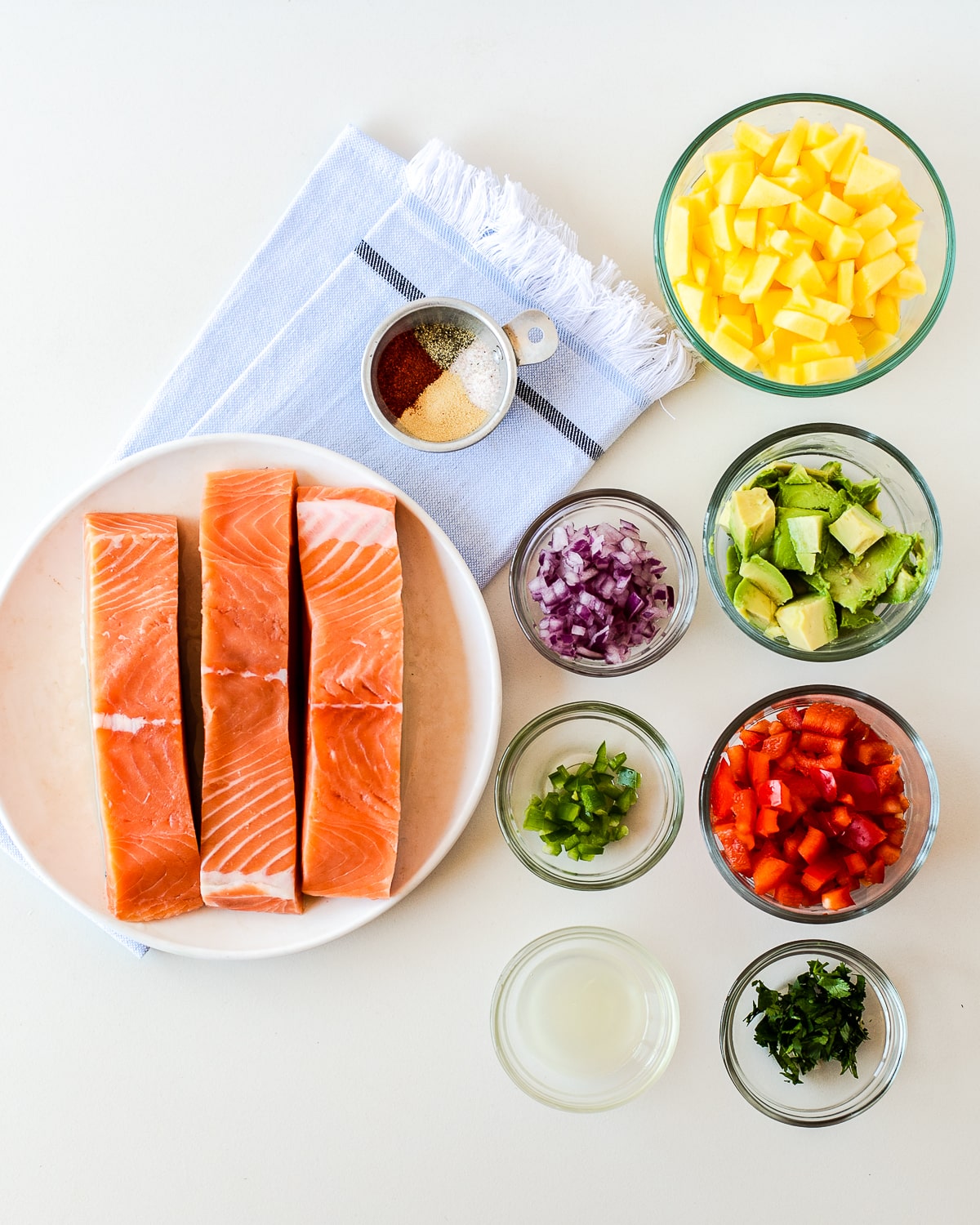 ingredients for salmon with mango salsa