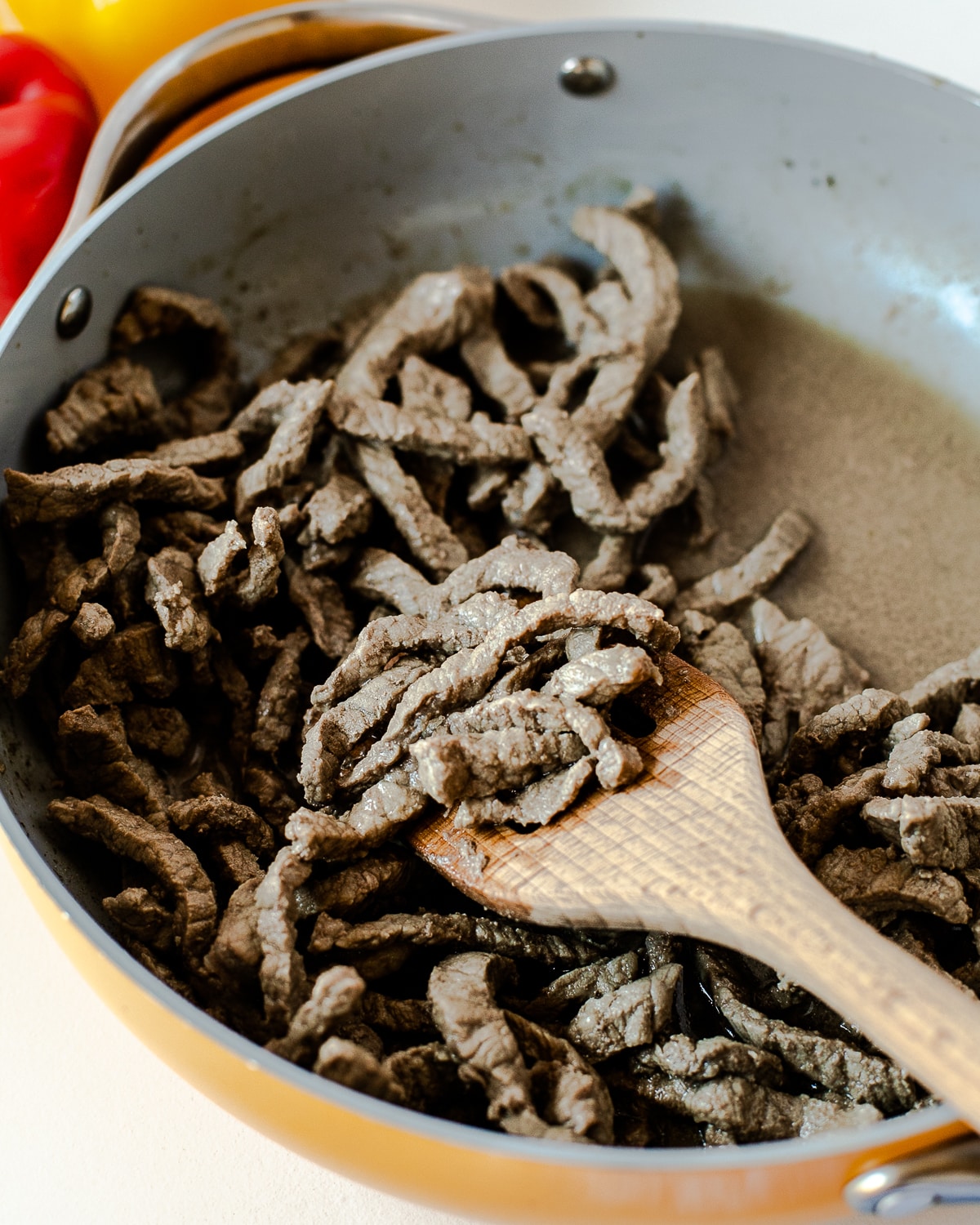 cooking pad thai beef