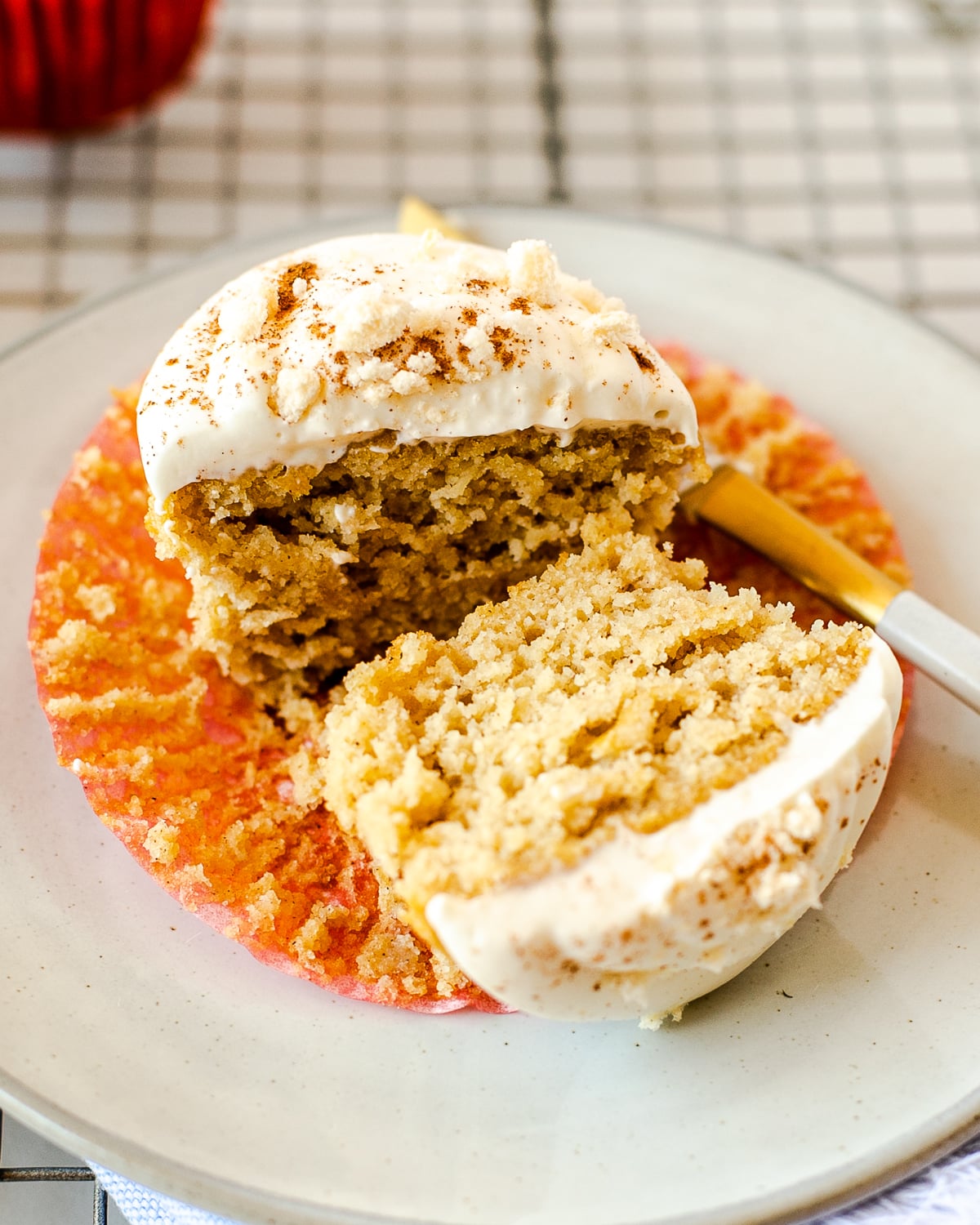 applesauce cupcake with healthy cream cheese frosting