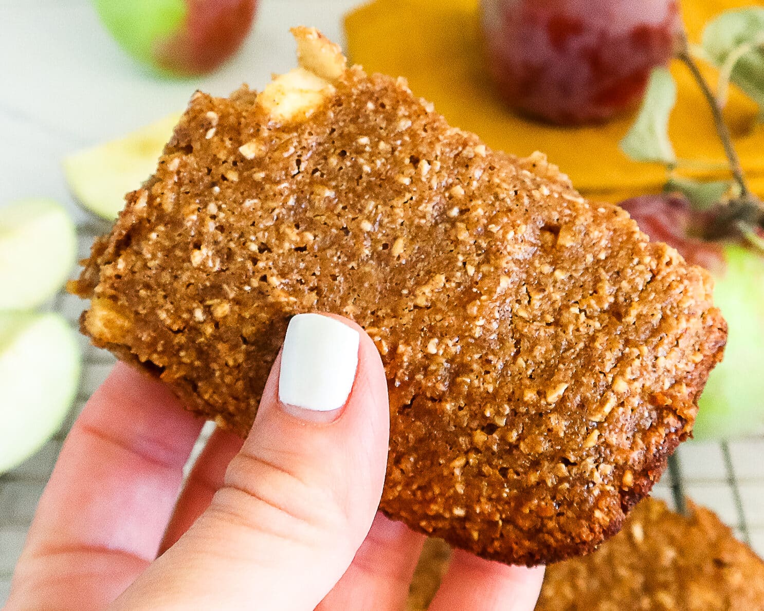 Apple pie protein bars