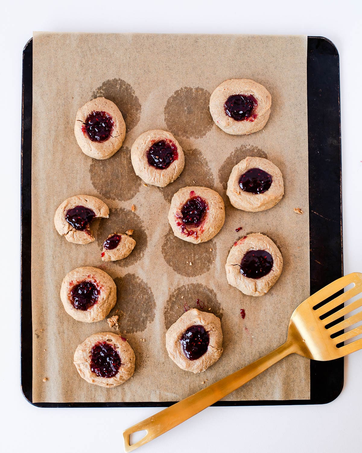 baked peanut butter thumbprint cookies
