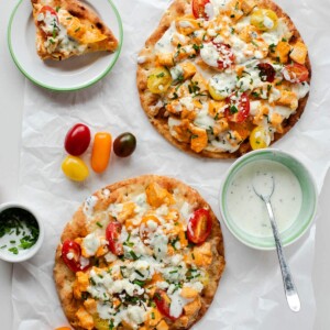 Easy Buffalo Chicken Flatbread Pizzas