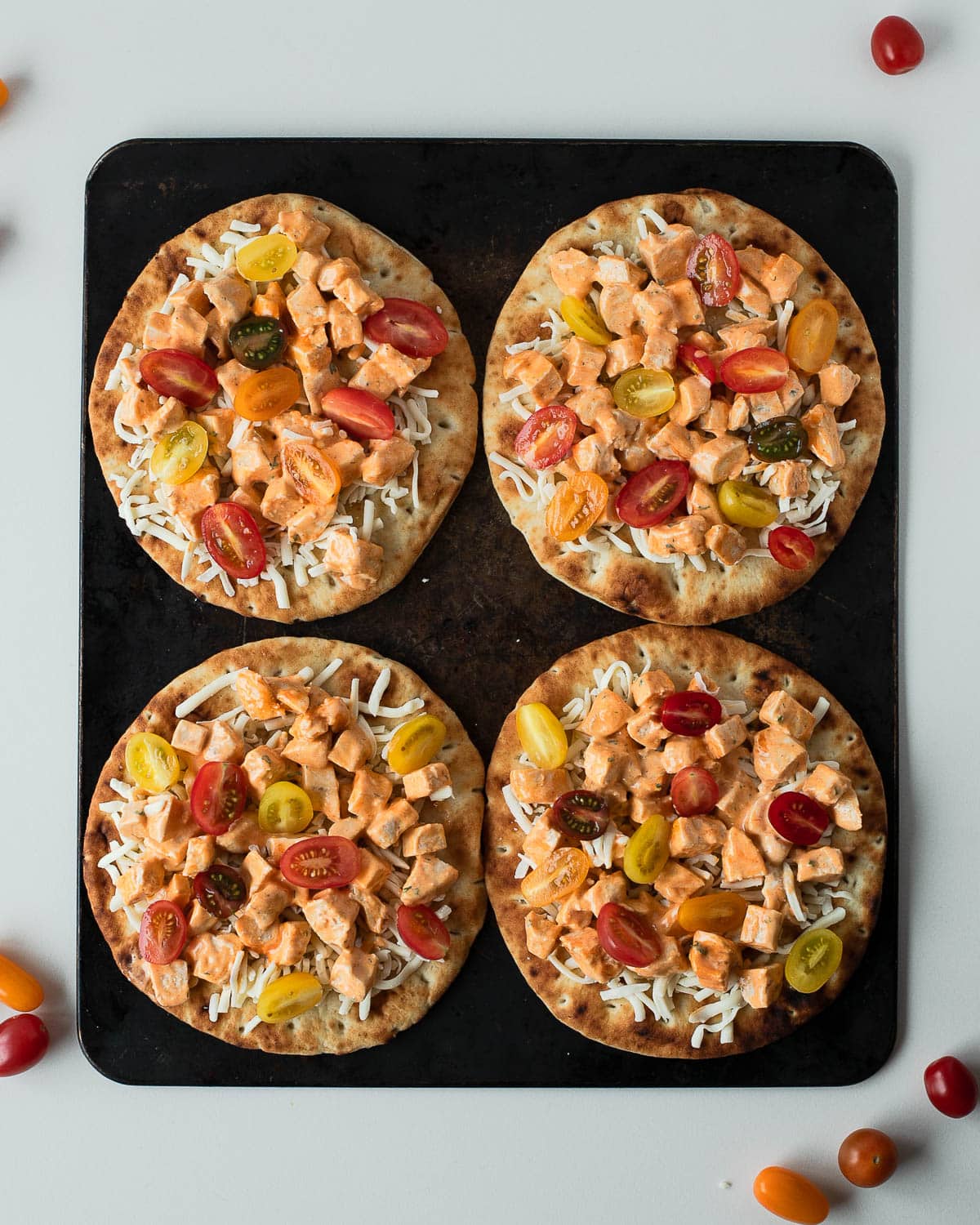How to make buffalo chicken flatbread pizza