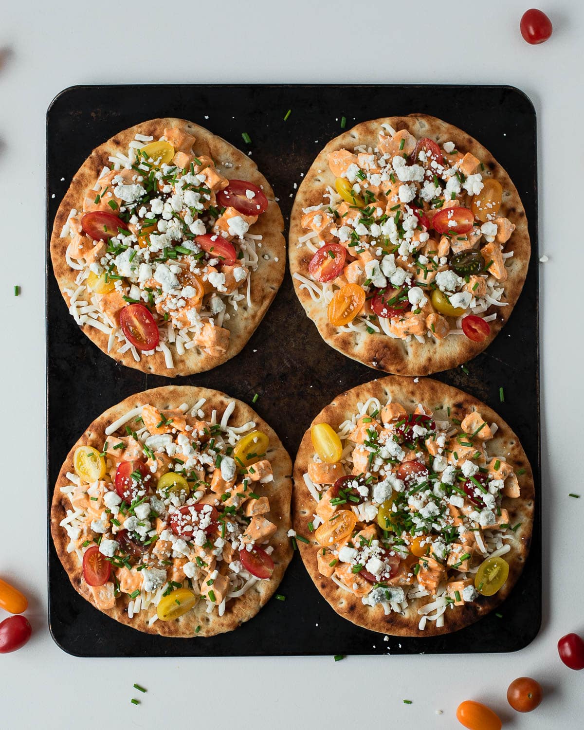 How to make buffalo chicken flatbread pizza