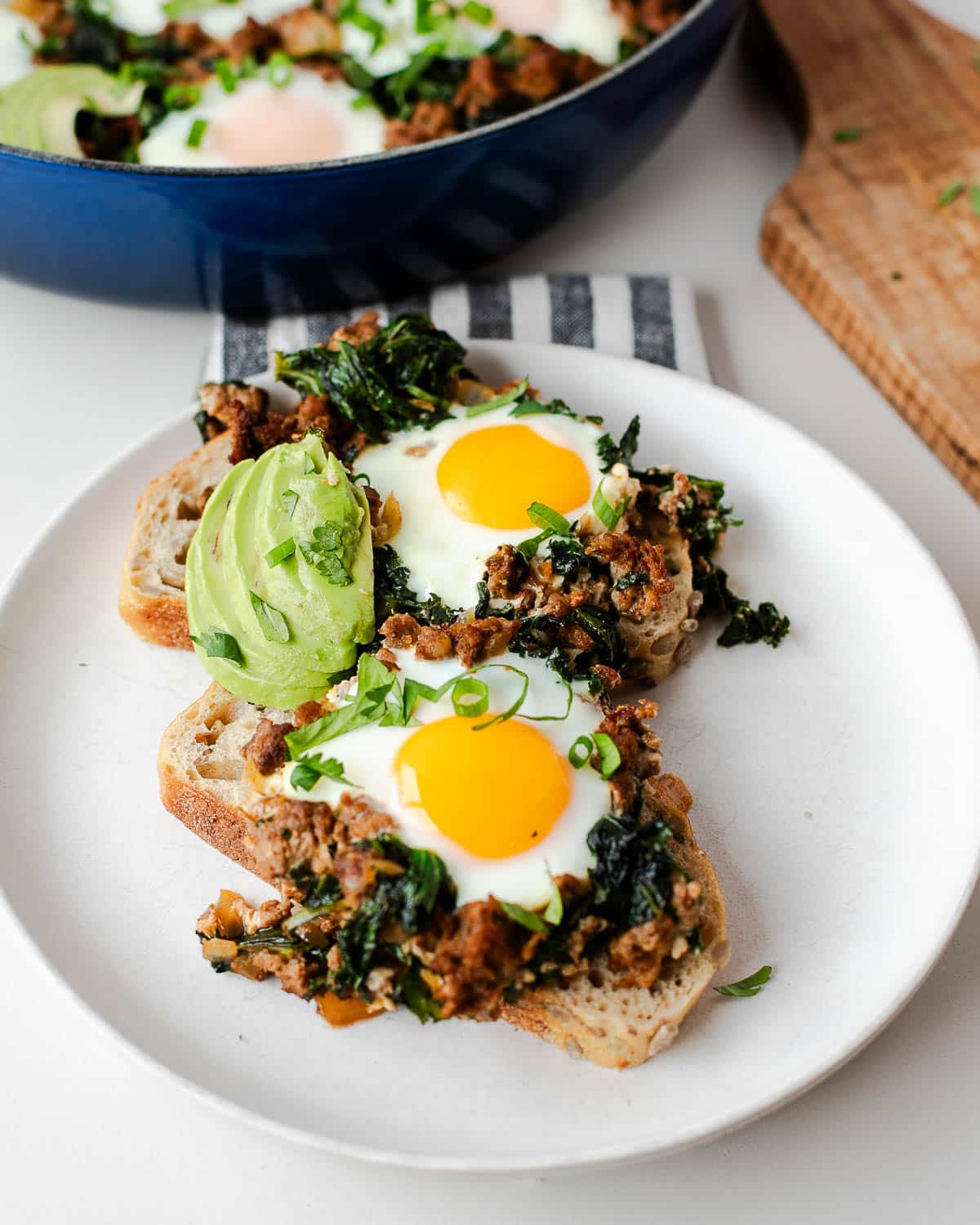Easy One Pan Chorizo Baked Eggs Recipe with Veggies