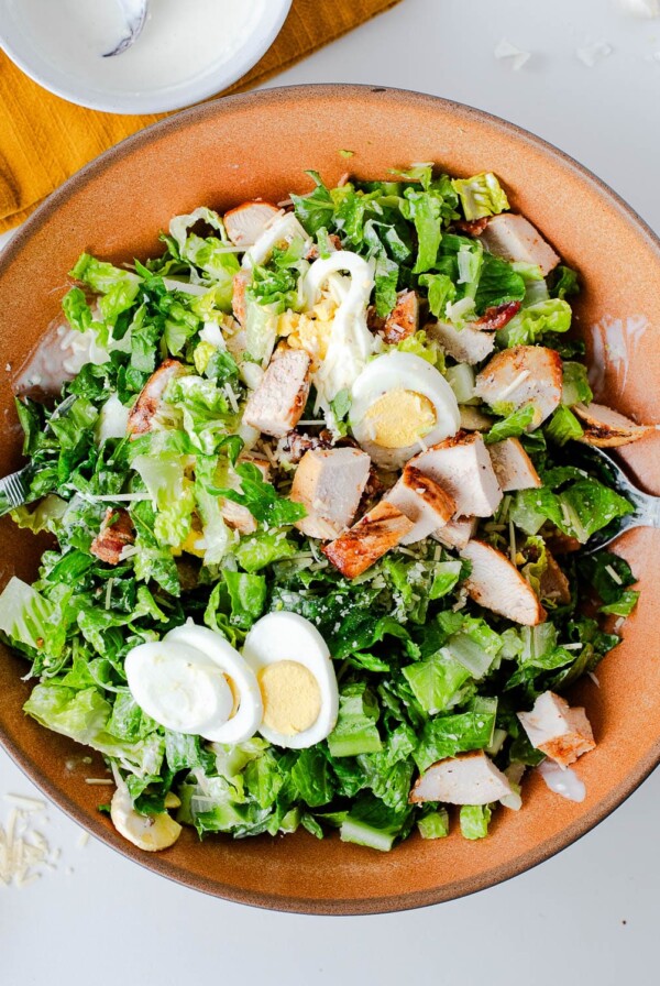 chicken, bacon and egg caesar salad recipe